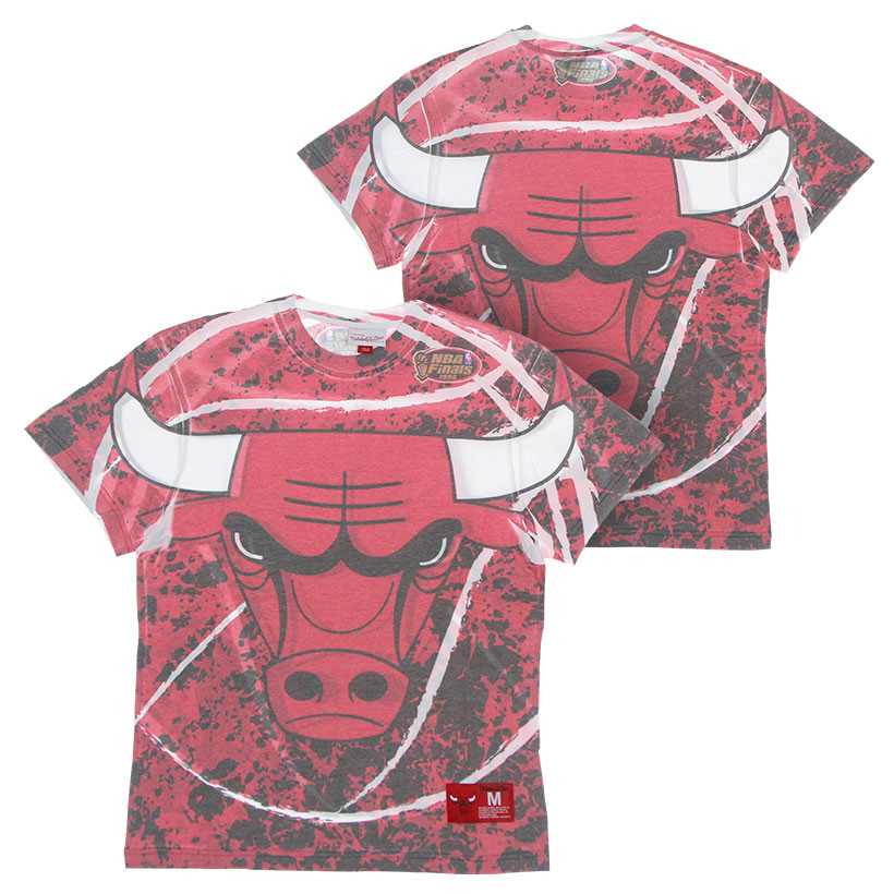 Men's Mitchell & Ness Red Chicago Cubs Jumbotron T-Shirt