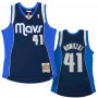 Dirk Nowitzki 41 Dallas Mavericks 2011-12  Mitchell & Ness Swingman maglia