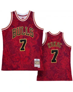 Toni Kukoć 7 Chicago Bulls 1997-98 Mitchell and Ness Asian Heritage CNY 4.0 Swingman maglia